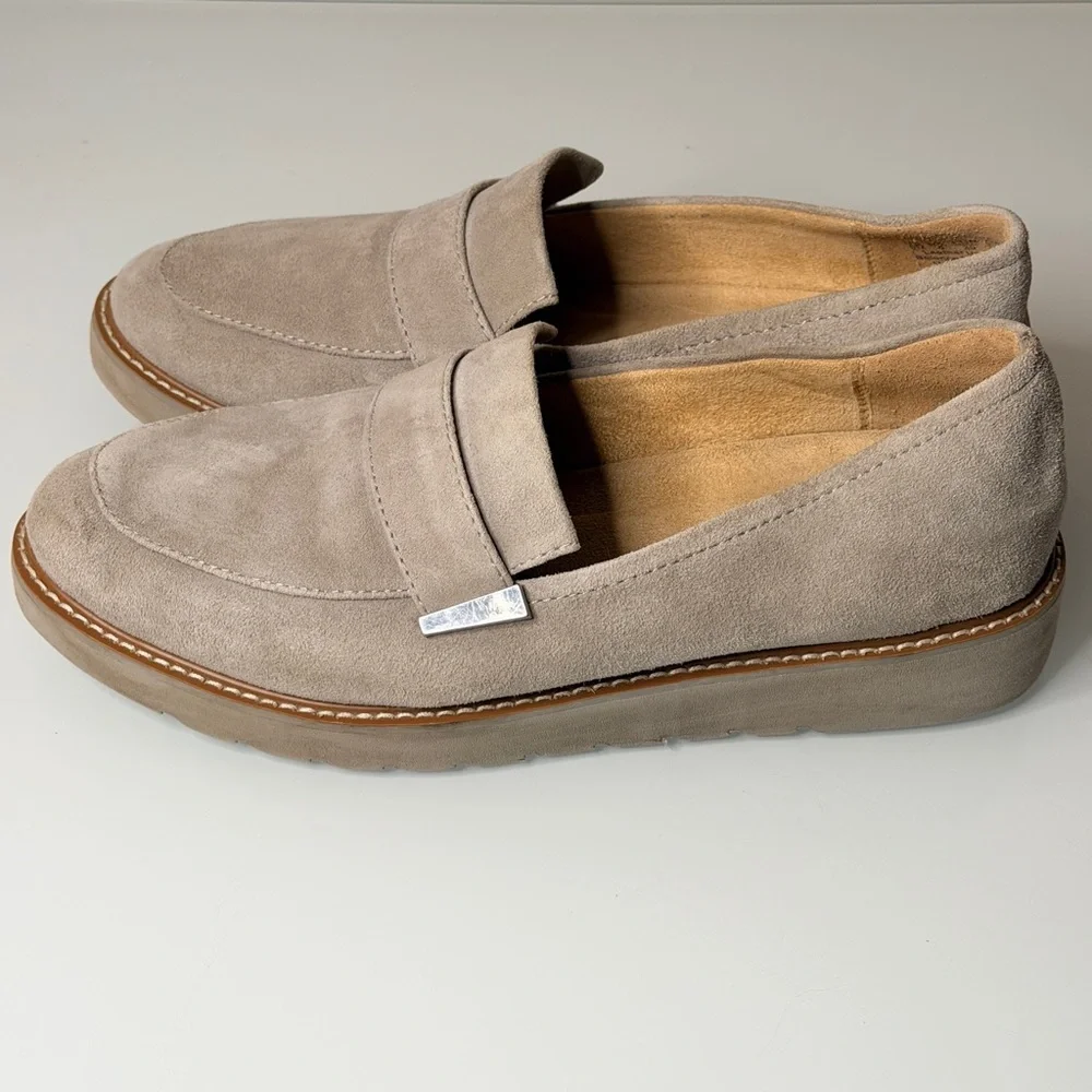 Naturalizer Adiline Suede Leather Loafer 9M Pelican Gray
